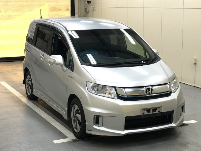 HONDA FREED 2014