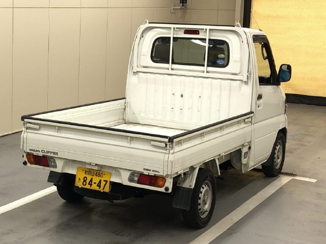 NISSAN CLIPPER TRUCK 2010