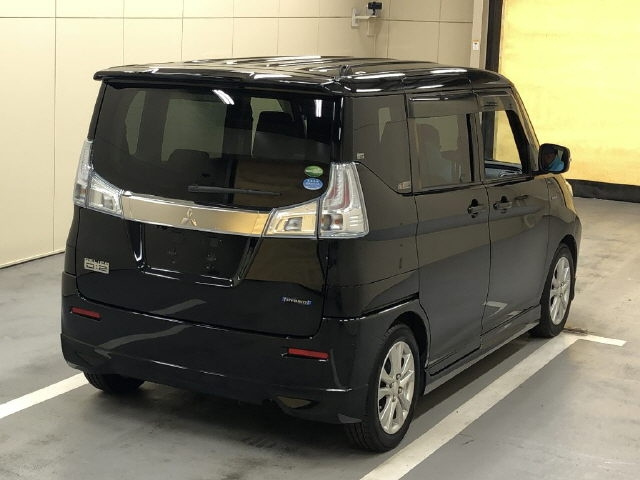MITSUBISHI DELICA D2 2018