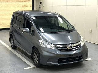 HONDA FREED 2012