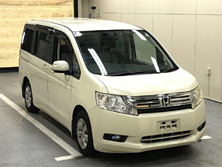 HONDA STEP WAGON 2010