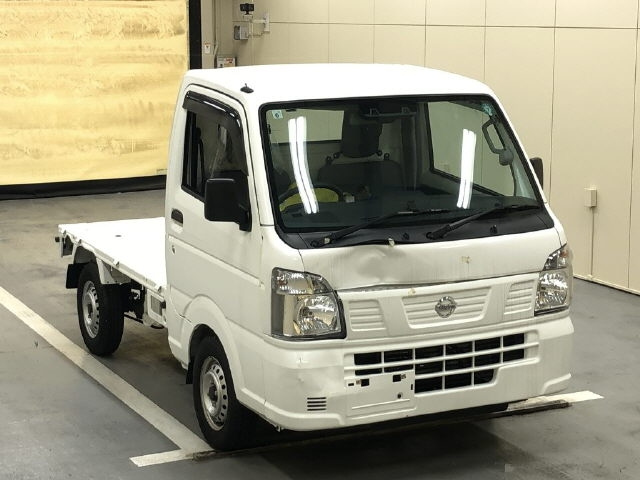 NISSAN CLIPPER TRUCK 2024