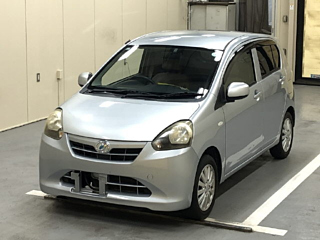 DAIHATSU MIRA E S 2011