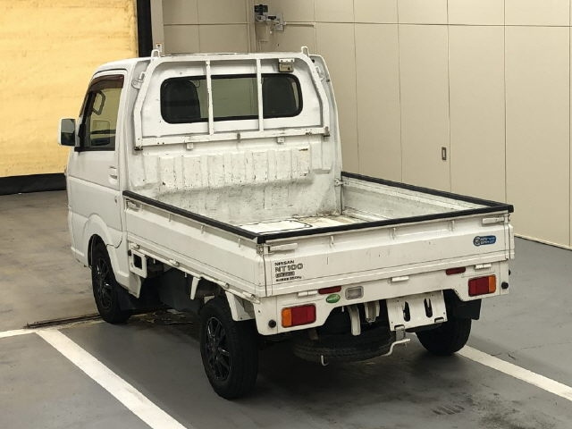 NISSAN CLIPPER TRUCK 2017