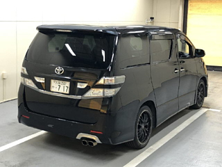 TOYOTA VELLFIRE 2008
