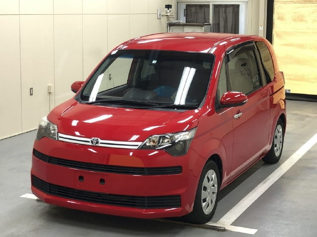 TOYOTA SPADE 2016