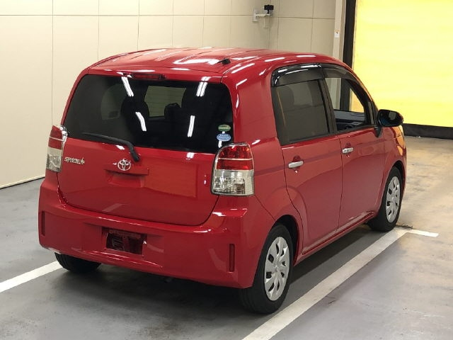 TOYOTA SPADE 2016
