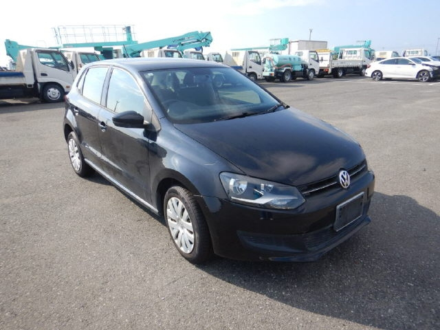 VOLKSWAGEN POLO 2011