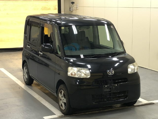 DAIHATSU TANTO 2012
