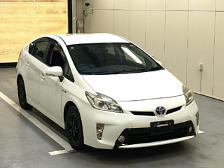TOYOTA PRIUS 2012