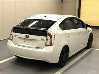 TOYOTA PRIUS 2012