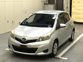 TOYOTA VITZ 2012