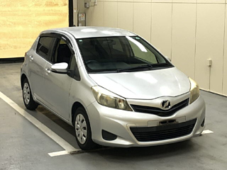 TOYOTA VITZ 2012