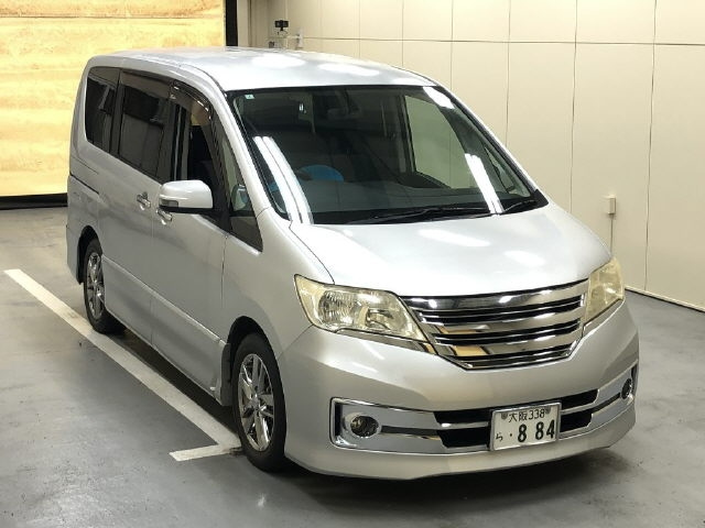 NISSAN SERENA 2011
