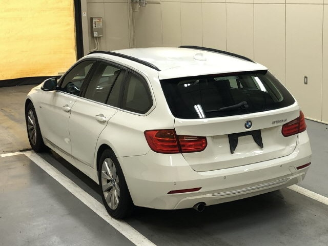 BMW 3 SERIES 2014