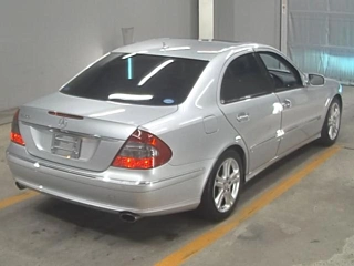 MERCEDES BENZ E CLASS 2008