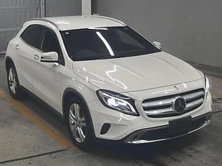 MERCEDES BENZ GLA CLASS 2015