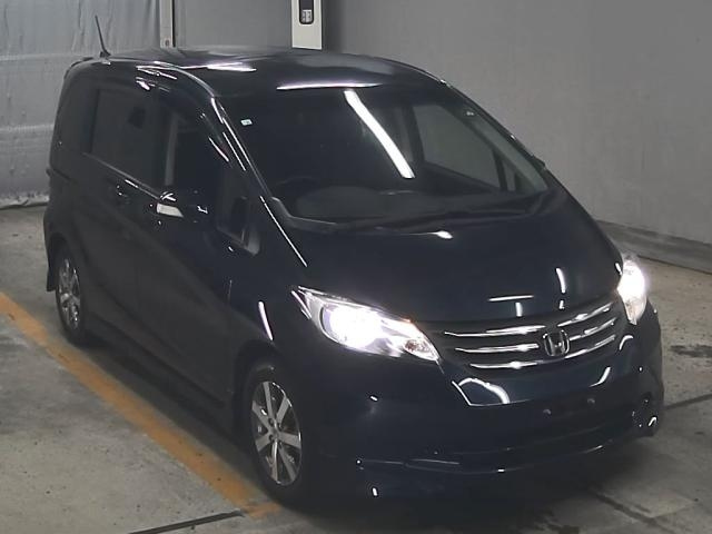 HONDA FREED 2010