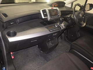 HONDA FREED 2010