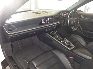 PORSCHE 911 2020
