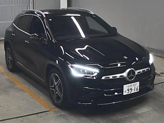 MERCEDES BENZ GLA CLASS 2020