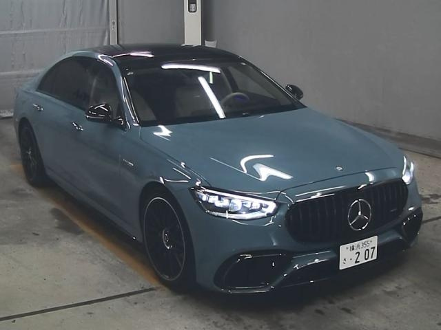 MERCEDES BENZ AMG 2024