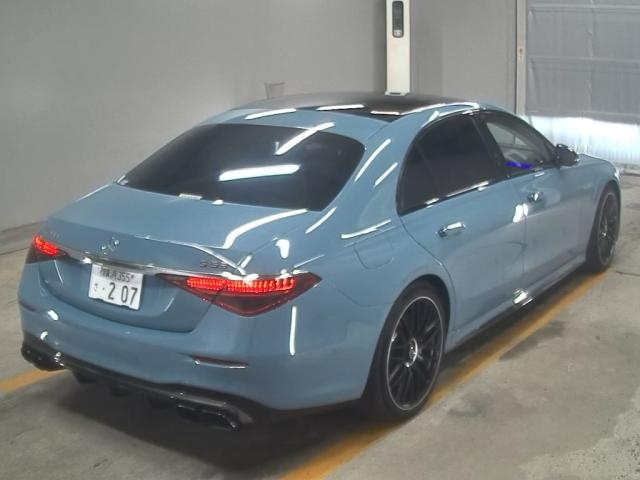 MERCEDES BENZ AMG 2024