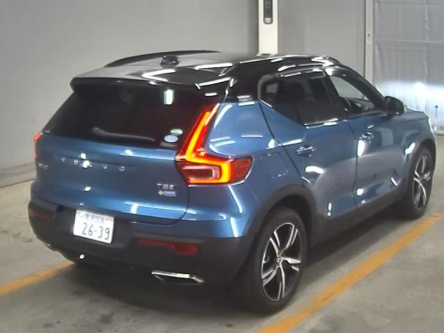 VOLVO XC40 2020