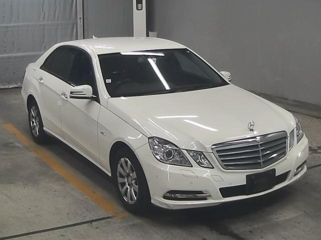 MERCEDES BENZ E CLASS 2010
