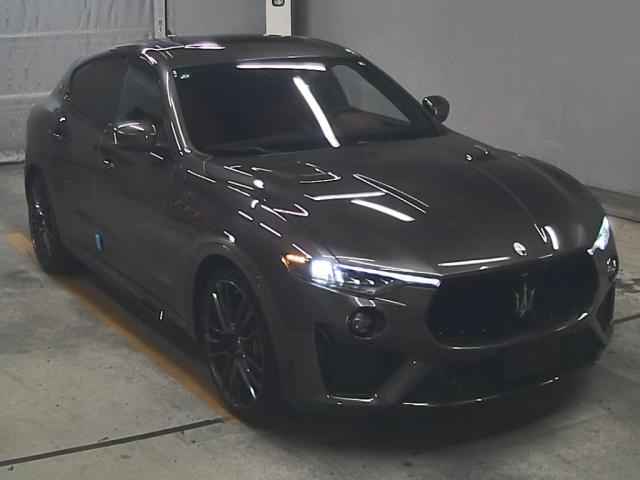 MASERATI LEVANTE 2022