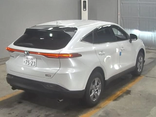 TOYOTA HARRIER 2022