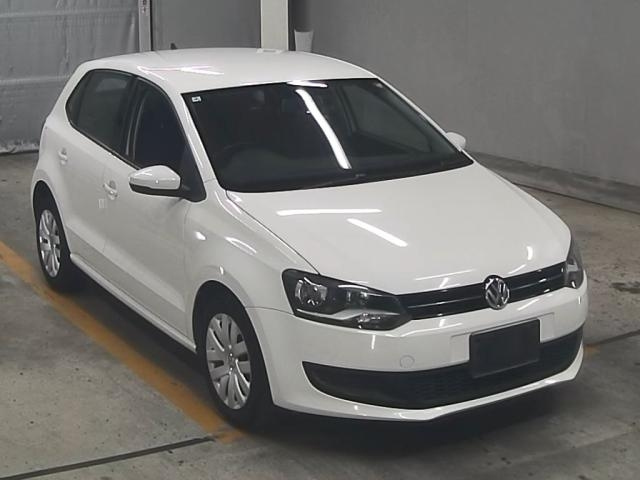 VOLKSWAGEN POLO 2014