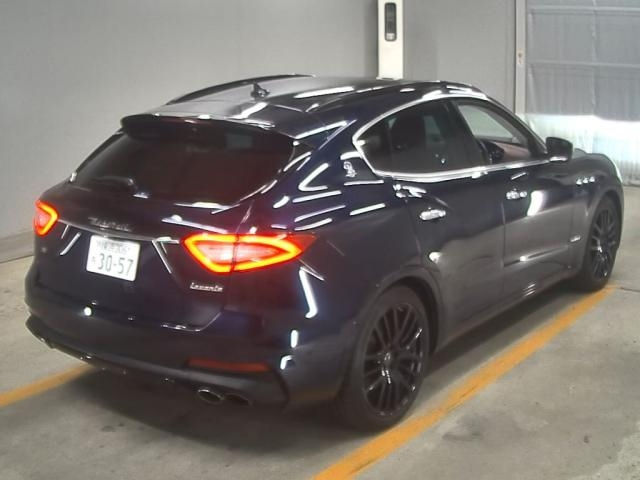 MASERATI LEVANTE 2020