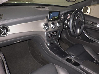 MERCEDES BENZ GLA CLASS 2015