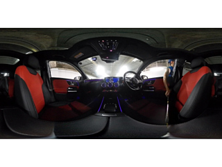 MERCEDES BENZ GLA CLASS 2023