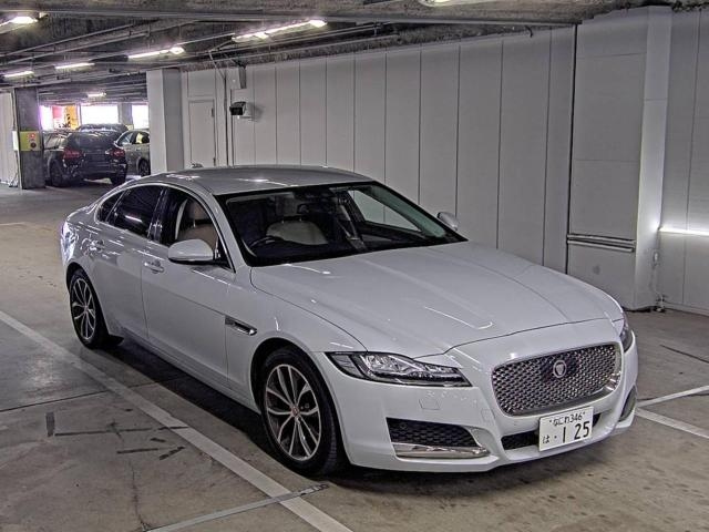 JAGUAR XF SERIES 2018