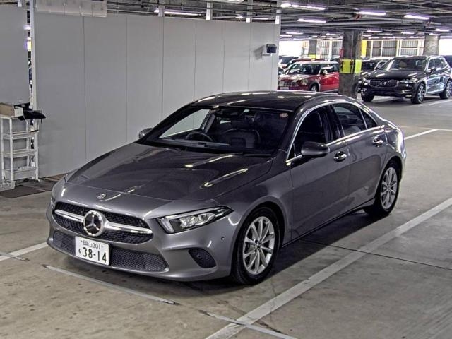 MERCEDES BENZ A CLASS 2023