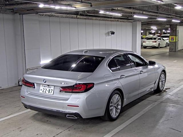 BMW 5 SERIES 2021