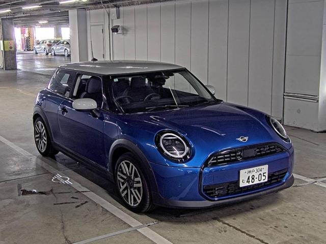 BMW MINI 2024