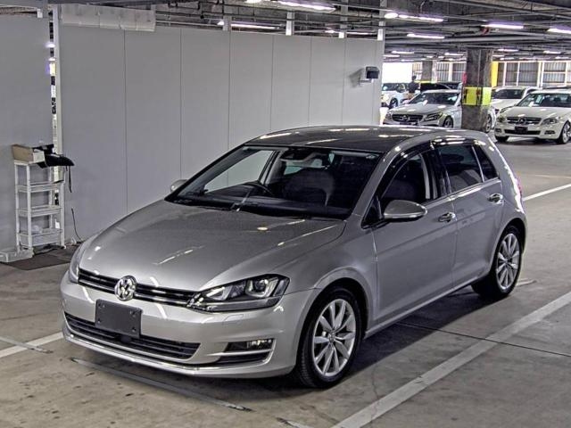 VOLKSWAGEN GOLF 2016