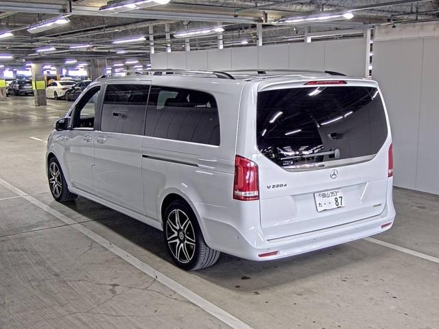 MERCEDES BENZ V CLASS 2023
