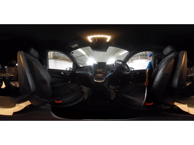 MERCEDES BENZ V CLASS 2023