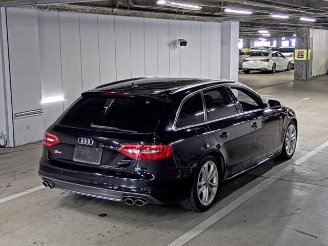 AUDI S4 2012