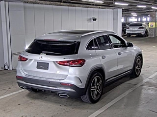 MERCEDES BENZ GLA CLASS 2020