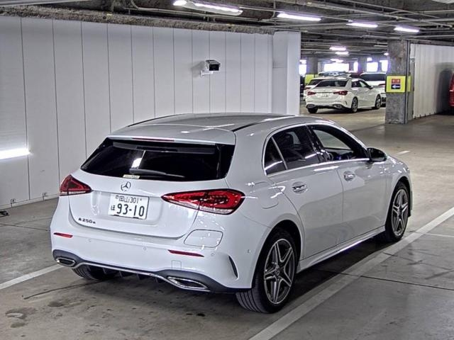 MERCEDES BENZ A CLASS 2023