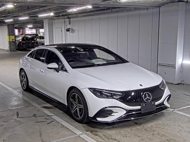 MERCEDES BENZ EQE 2023