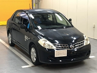 NISSAN TIIDA LATIO 2010
