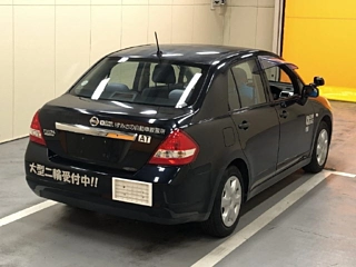 NISSAN TIIDA LATIO 2010