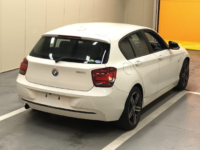 BMW 1 SERIES 2012