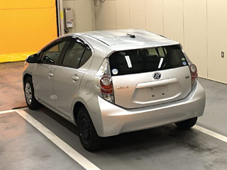 TOYOTA AQUA 2013